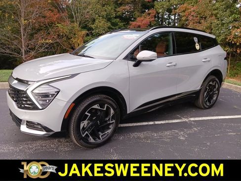 Used 2025 Kia Sportage SX image 4