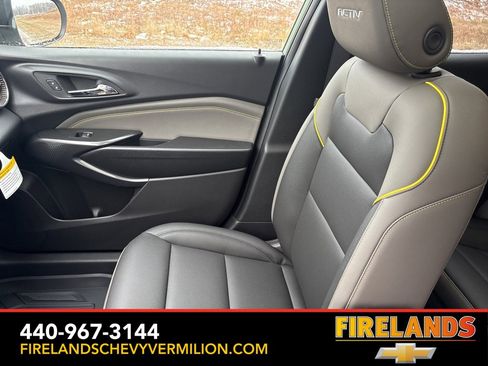 New 2026 Chevrolet Trax ACTIV w/ Sunroof Package image 16