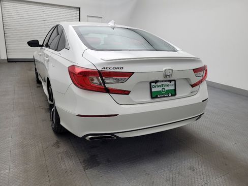 Used 2018 Honda Accord Sport image 6