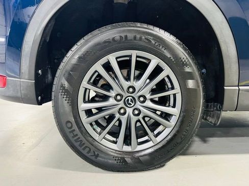 Used 2019 MAZDA CX-5 Touring FWD image 11