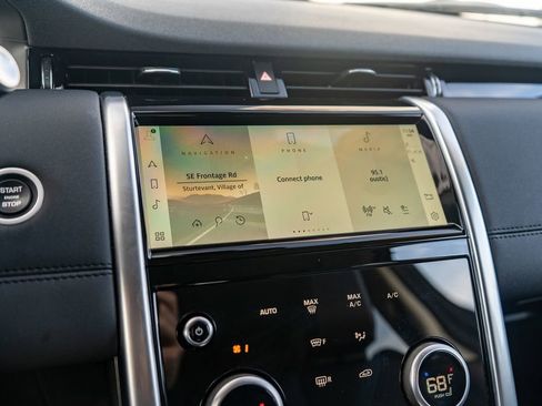 Used 2023 Land Rover Discovery Sport S image 29