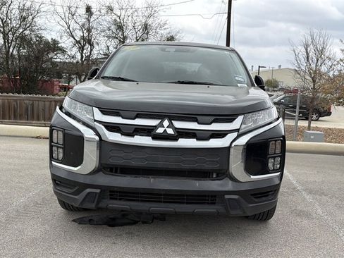 Used 2022 Mitsubishi Outlander Sport SE image 2