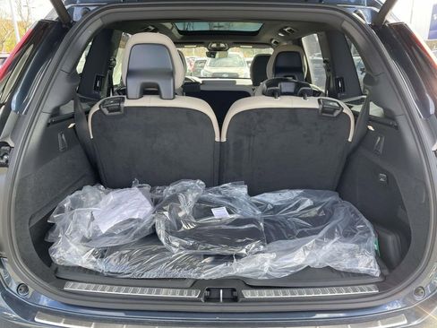 New 2026 Volvo XC90 B6 Plus w/ Protection Package Premier image 30