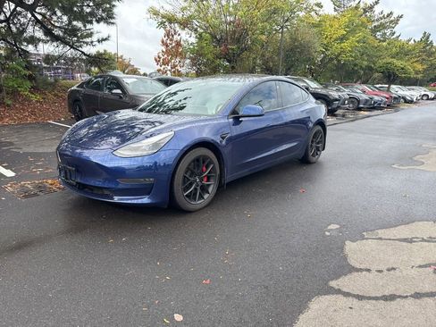 Used 2021 Tesla Model 3 Performance image 10