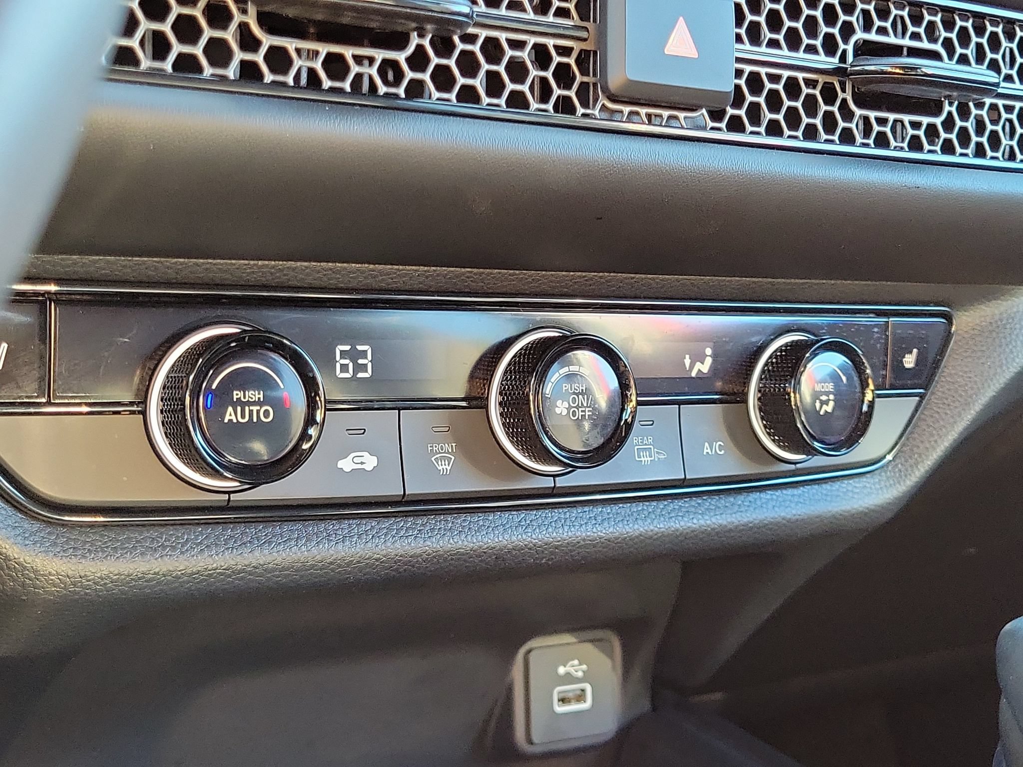 Certified 2024 Honda HR-V Sport image 18