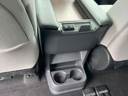 Certified 2023 Toyota Sienna LE FWD image 18