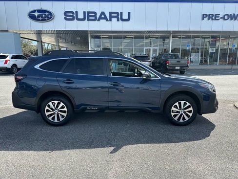 Used 2025 Subaru Outback Limited XT image 4