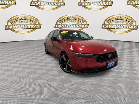 Used 2023 Honda Accord Sport image 4