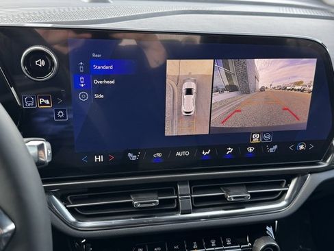 New 2026 Chevrolet Equinox EV LT image 4