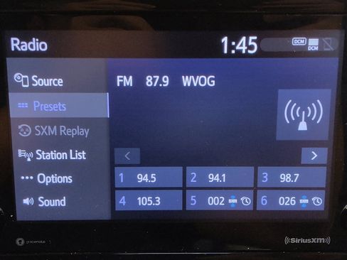 Used 2022 Toyota Corolla LE FWD image 25