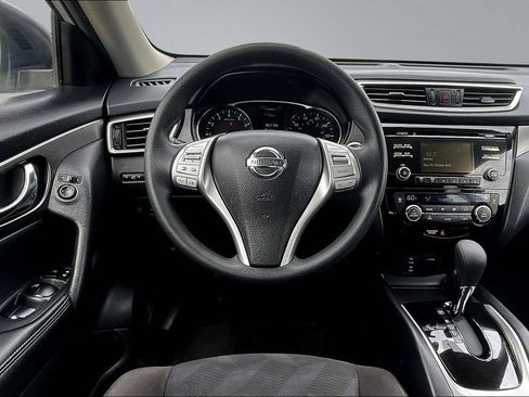 Used 2015 Nissan Rogue SV AWD/4WD image 9