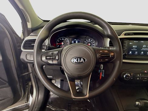 Used 2018 Kia Sorento LX image 13