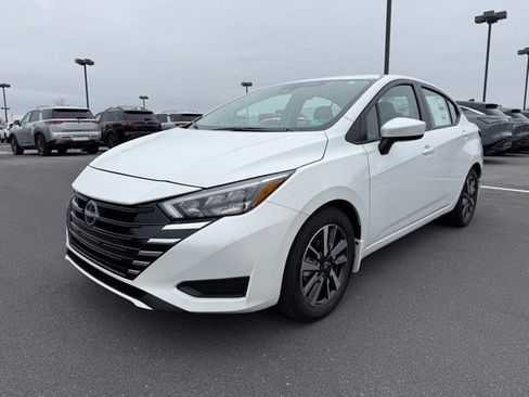 New 2025 Nissan Versa SV w/ Trunk Package image 2