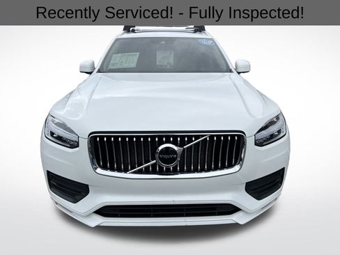 Used 2022 Volvo XC90 T5 Momentum image 3