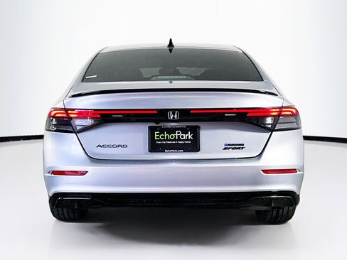 Used 2024 Honda Accord Sport image 7