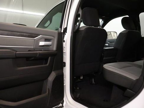 Used 2021 RAM 2500 Big Horn image 24