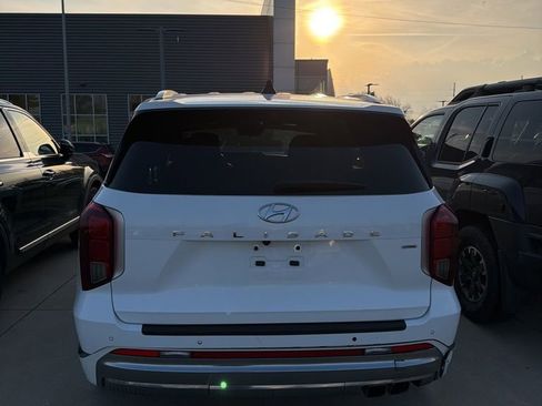 Used 2023 Hyundai Palisade Calligraphy w/ Cargo Package image 6