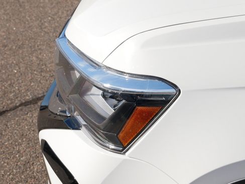 Certified 2022 Volkswagen Taos SE image 16