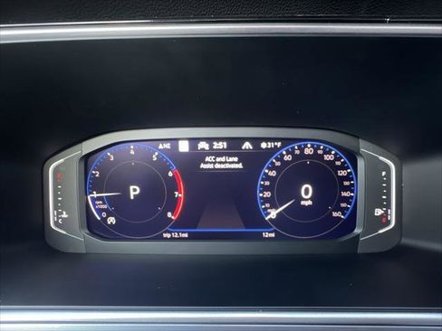 New 2026 Volkswagen Taos SEL image 15