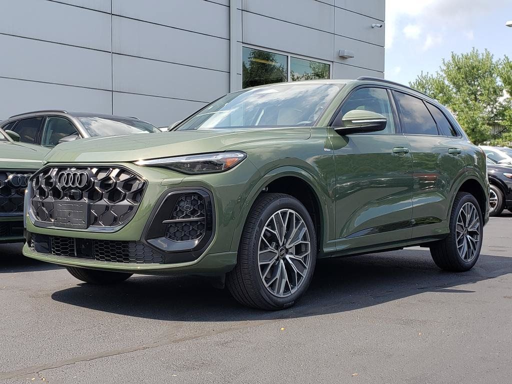 New 2026 Audi Q5 Premium Plus AWD/4WD image 1