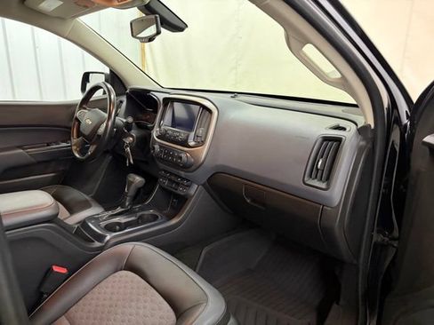 Used 2018 Chevrolet Colorado Z71 AWD/4WD image 25