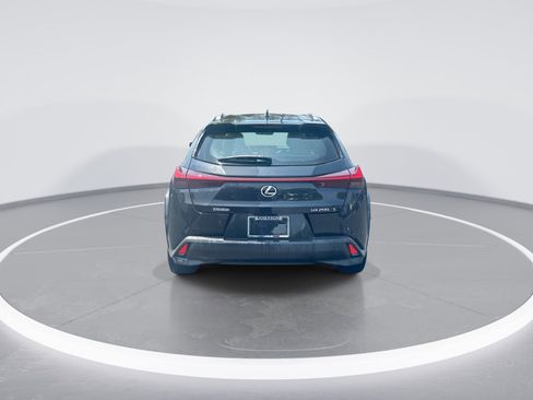 Used 2021 Lexus UX 200 w/ Premium Package FWD image 8
