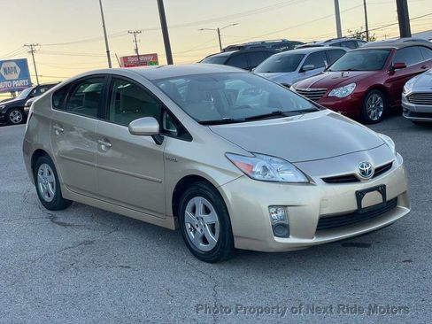 Used 2010 Toyota Prius Five image 4
