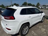 Used 2018 Jeep Cherokee Overland image 5