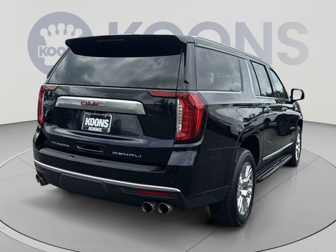 Used 2024 GMC Yukon XL Denali AWD/4WD image 11