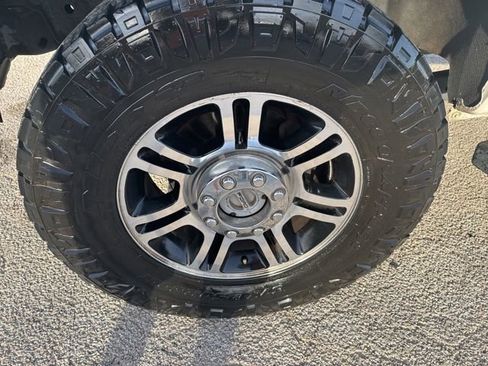 Used 2013 Ford F250 Platinum w/ FX4 Off Road Pkg image 4