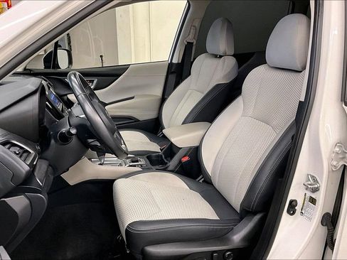 Used 2023 Subaru Forester Premium AWD/4WD image 21
