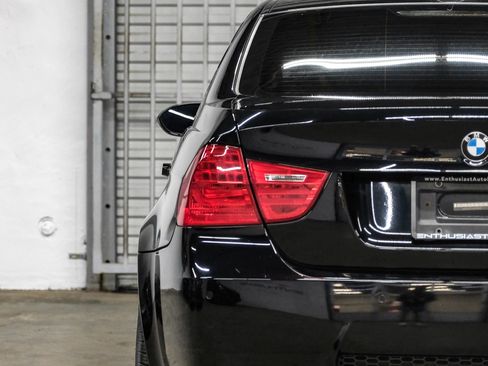 Used 2011 BMW M3 Sedan image 47