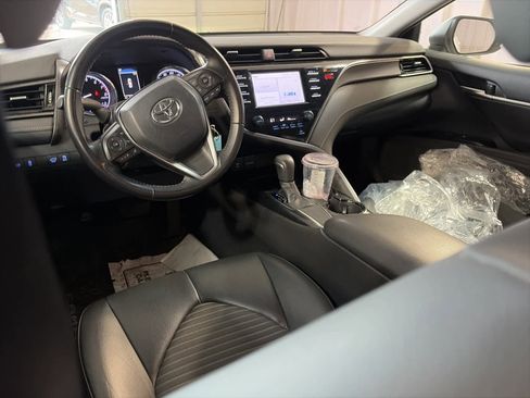 Used 2019 Toyota Camry SE image 21