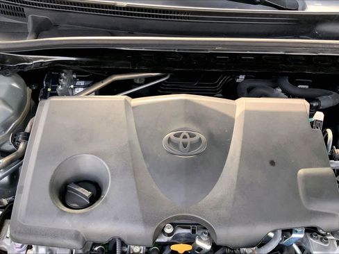 Used 2024 Toyota Camry SE image 57