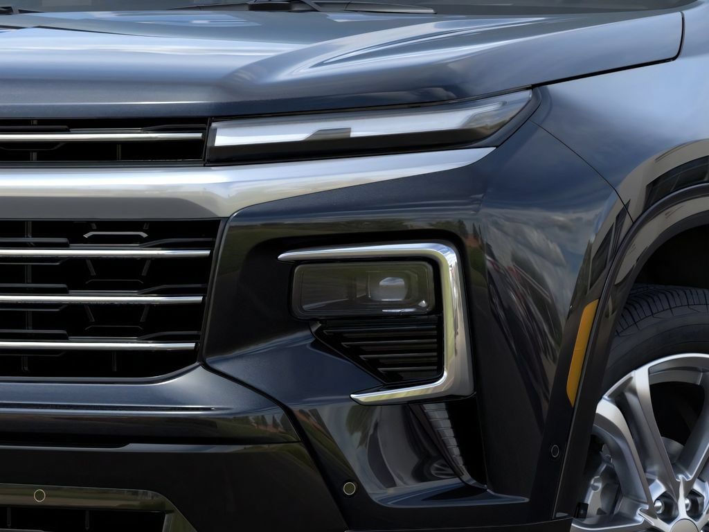 New 2025 Chevrolet Traverse High Country w/ LPO, Floor Liner Package FWD image 10