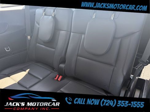 Used 2025 Ford Explorer Active w/ Active Comfort Package AWD/4WD image 26