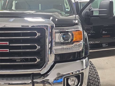 Used 2015 GMC Sierra 2500 SLT w/ Snow Plow Prep Package image 29