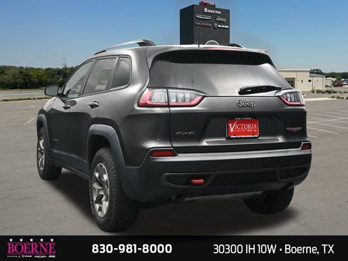 Used 2022 Jeep Cherokee Trailhawk w/ Sun, Sound & Nav Group AWD/4WD image 17