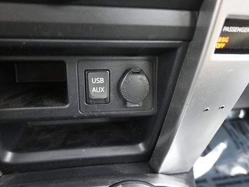 Used 2019 Toyota 4Runner SR5 Premium AWD/4WD image 32