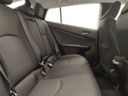 Used 2019 Toyota Prius LE AWD/4WD image 19