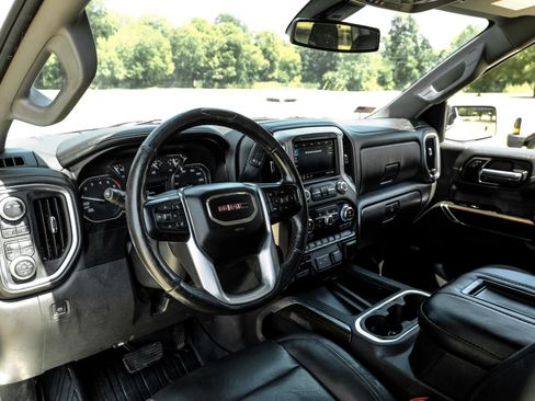 Used 2020 GMC Sierra 1500 SLT AWD/4WD image 3