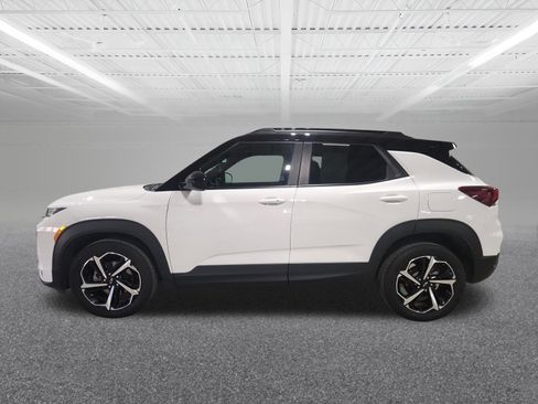 Used 2023 Chevrolet TrailBlazer RS w/ Convenience Package image 1