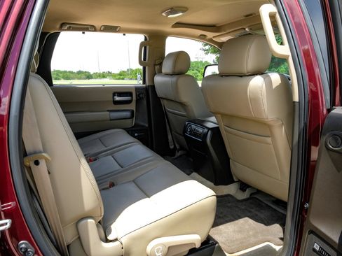 Used 2011 Toyota Sequoia Limited RWD image 30