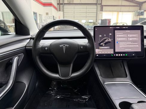 Used 2021 Tesla Model 3 Standard Range Plus RWD image 21