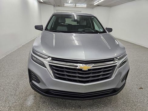 Used 2024 Chevrolet Equinox LS w/ LS Convenience Package image 2