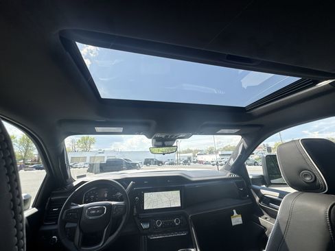 New 2026 GMC Sierra 2500 AT4X w/ AT4X AEV Edition image 16