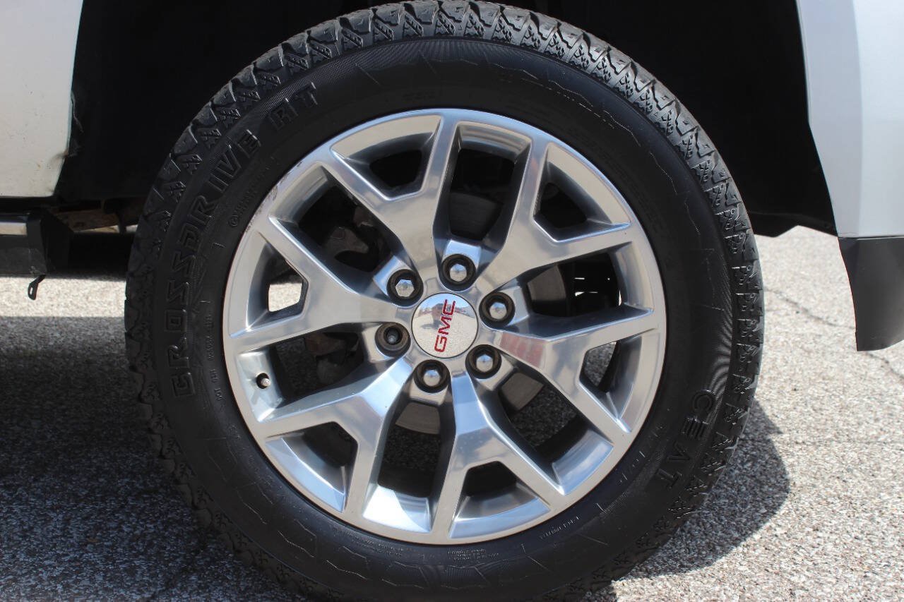 Used 2017 GMC Yukon XL Denali AWD/4WD image 23