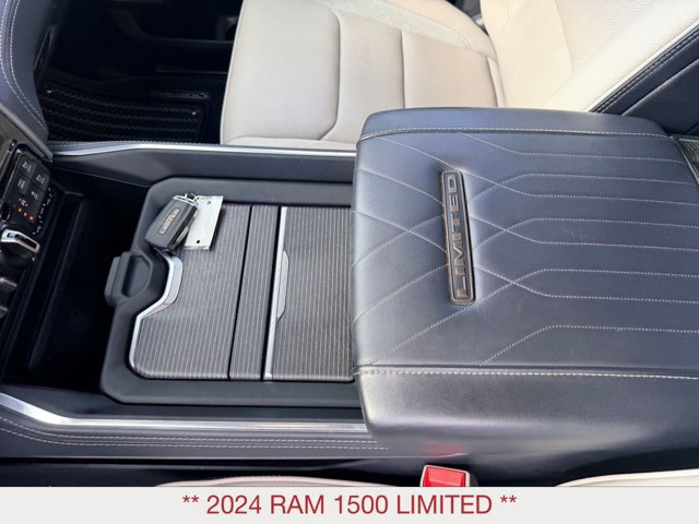 Used 2024 RAM 1500 Limited AWD/4WD image 26