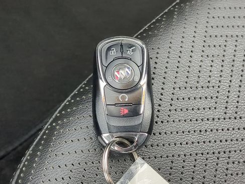 Used 2023 Buick Encore GX Essence w/ Experience Buick Package FWD image 30