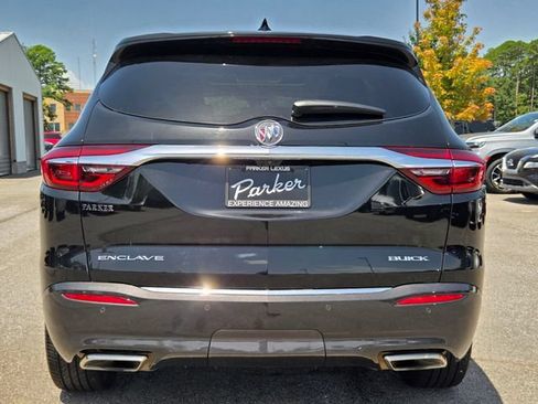 Used 2018 Buick Enclave Avenir FWD image 4